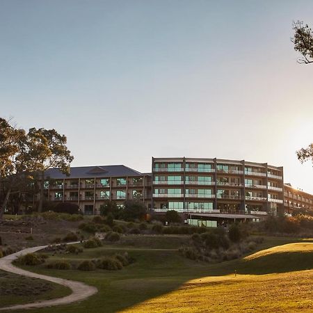 Racv Goldfields Resort Кресвик Экстерьер фото